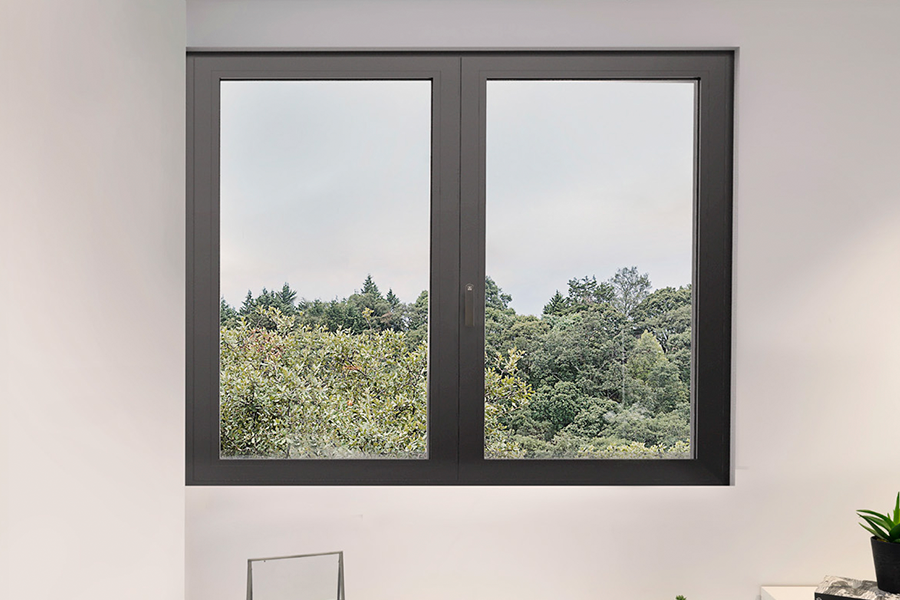 Janela de correr reforçada em alumínio